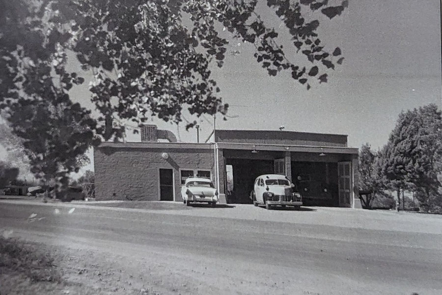 An Old Wide Shot Image in Black & White of the Henderson Police Department in the 1950s